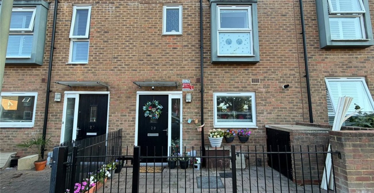 3 bedroom house for sale in Orpington | Robinson Jackson