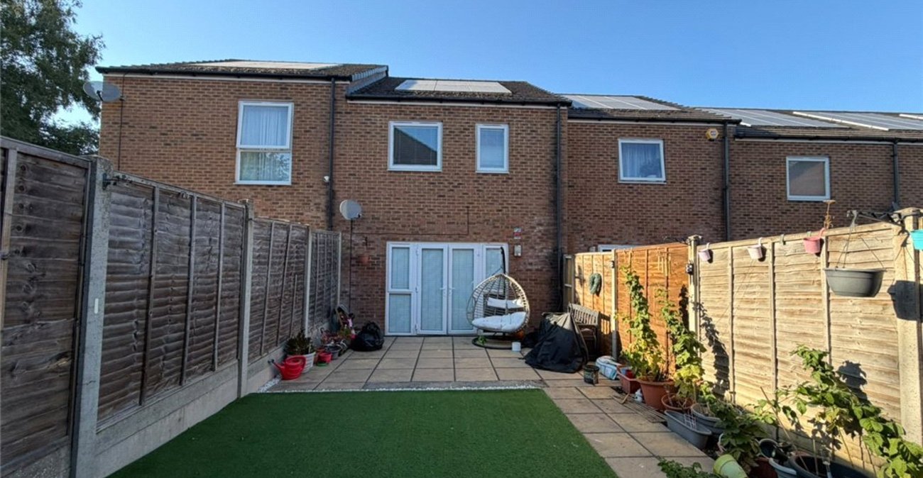 3 bedroom house for sale in Orpington | Robinson Jackson