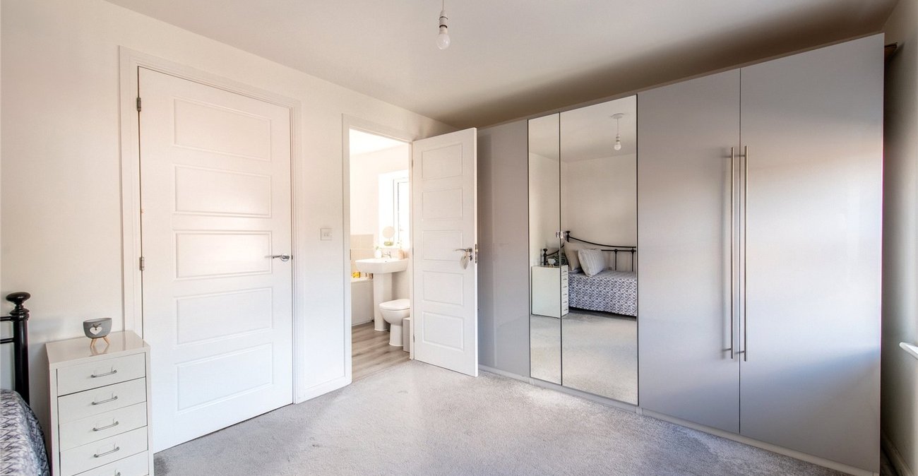 3 bedroom property for sale in Allington | Robinson Michael & Jackson