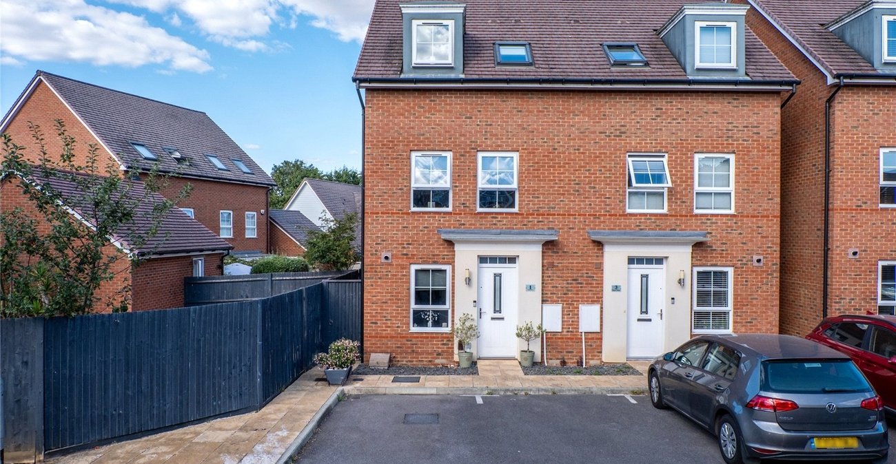 3 bedroom property for sale in Allington | Robinson Michael & Jackson