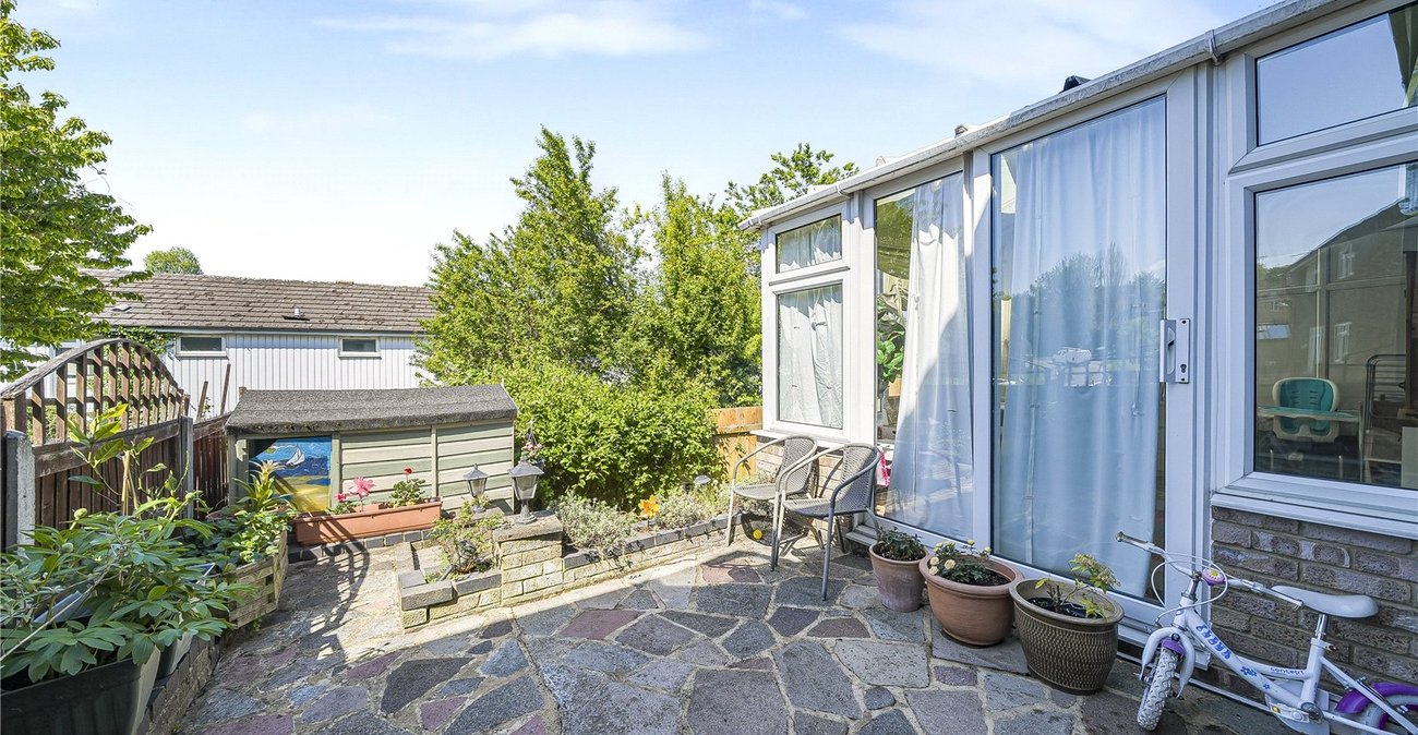 3 bedroom house for sale in Hartley | Robinson Jackson
