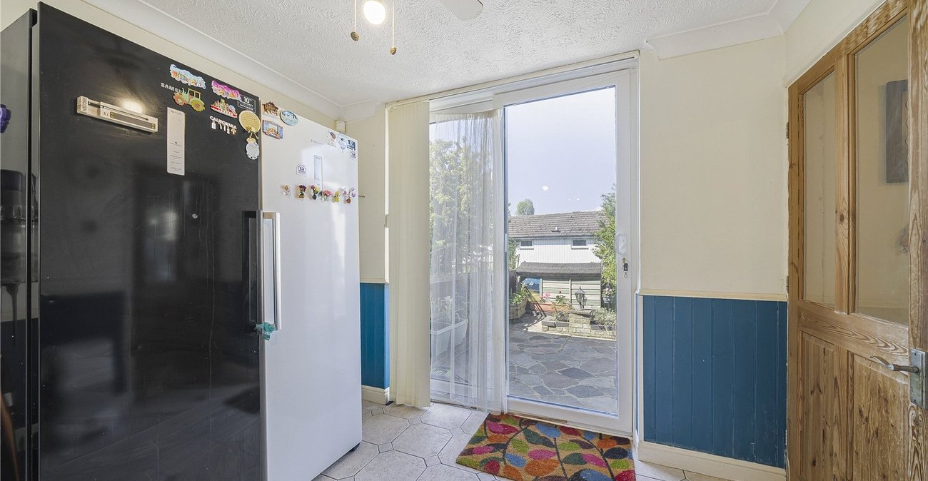 3 bedroom house for sale in Hartley | Robinson Jackson