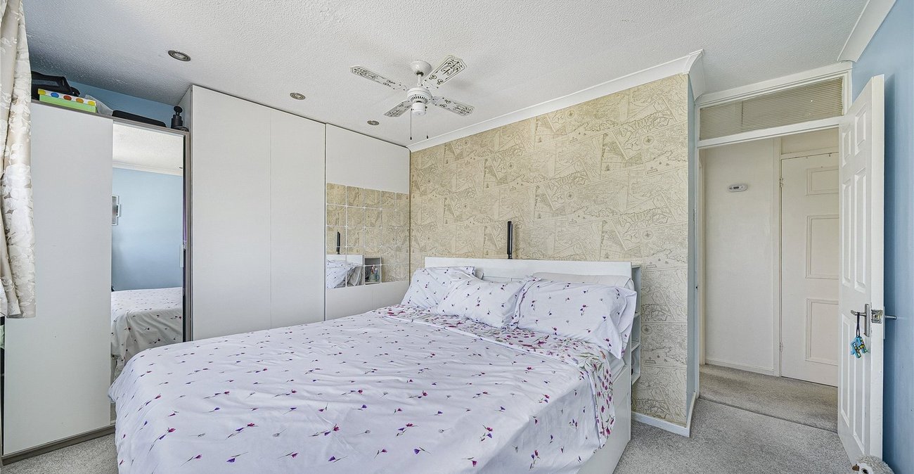 3 bedroom house for sale in Hartley | Robinson Jackson