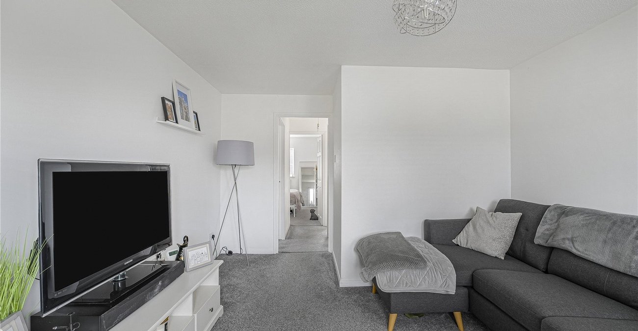 1 bedroom property for sale in Hartley | Robinson Jackson