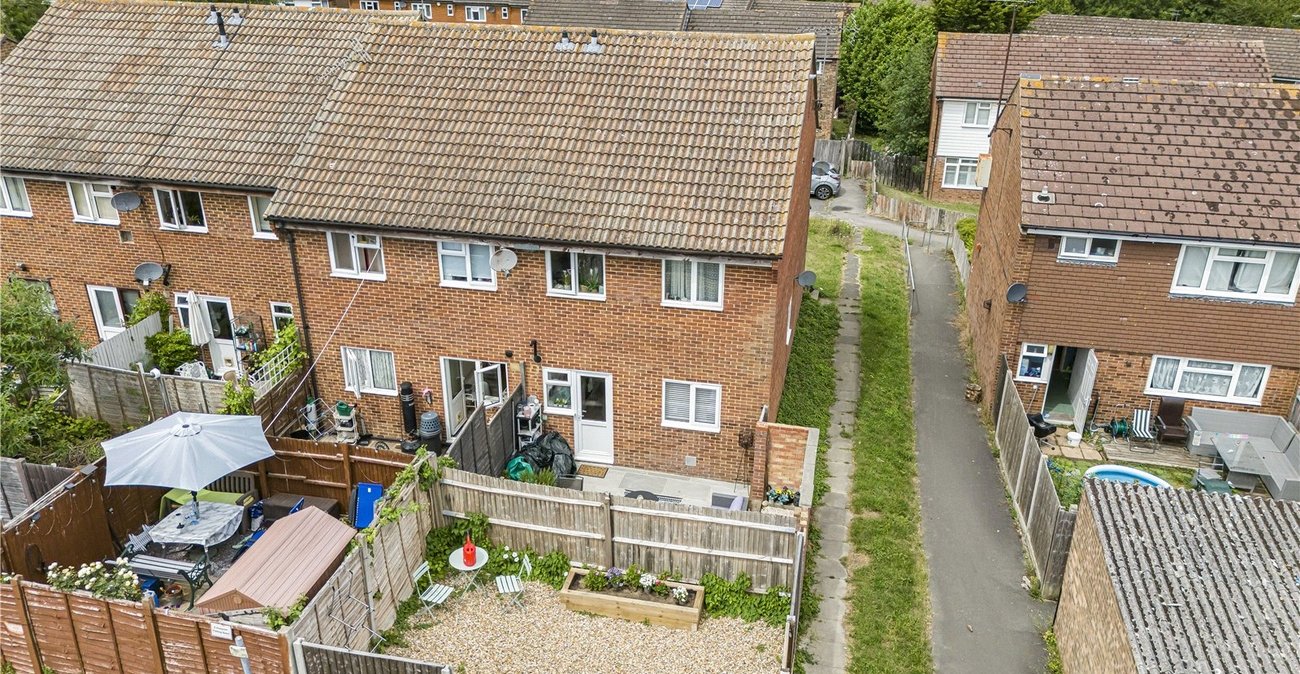 1 bedroom property for sale in Hartley | Robinson Jackson