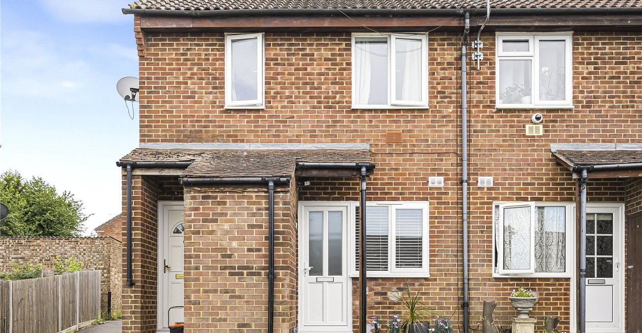 1 bedroom property for sale in Hartley | Robinson Jackson