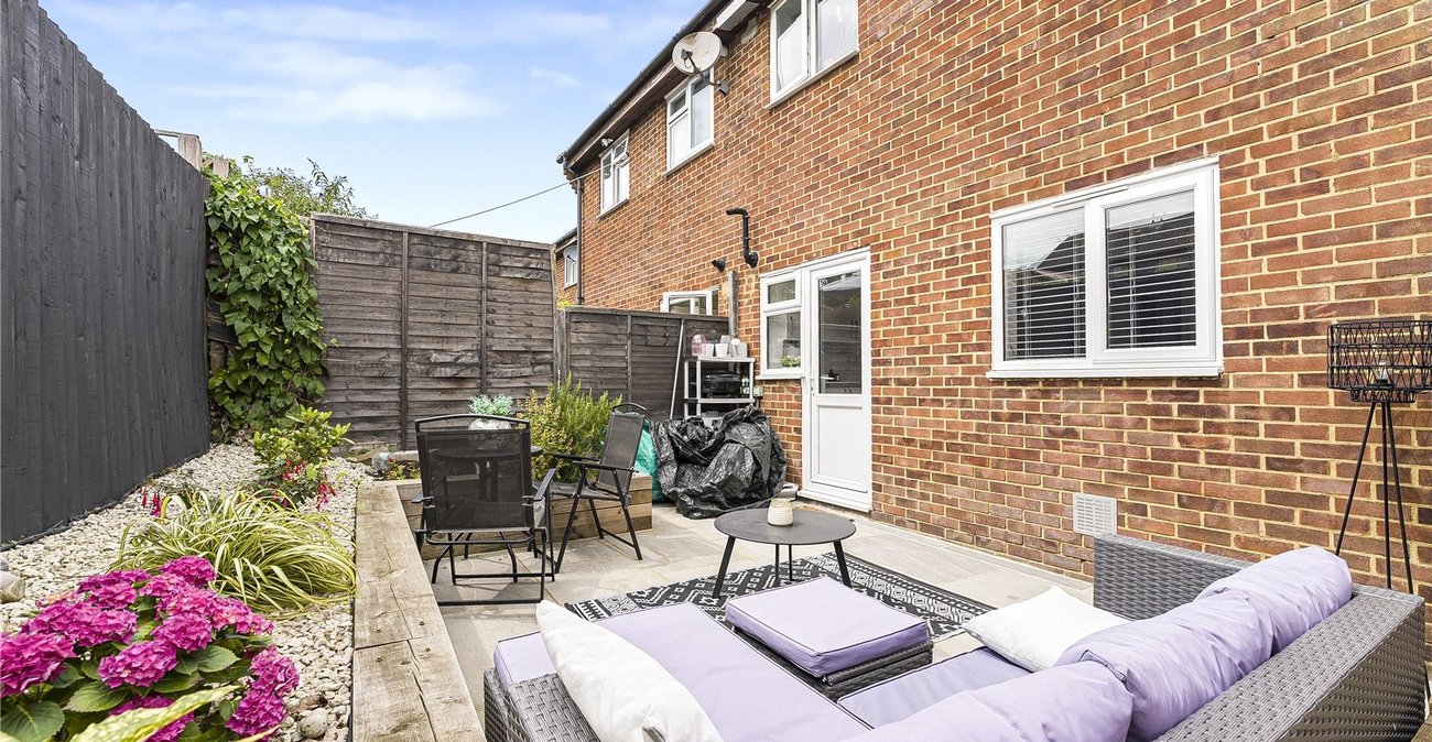 1 bedroom property for sale in Hartley | Robinson Jackson