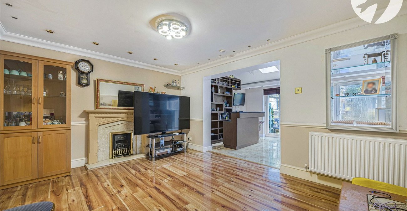 4 bedroom house for sale in Greenhithe | Robinson Jackson