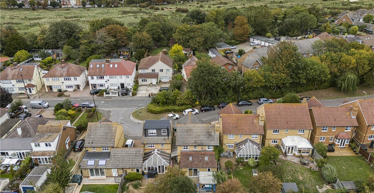 4 bedroom house for sale in Greenhithe | Robinson Jackson