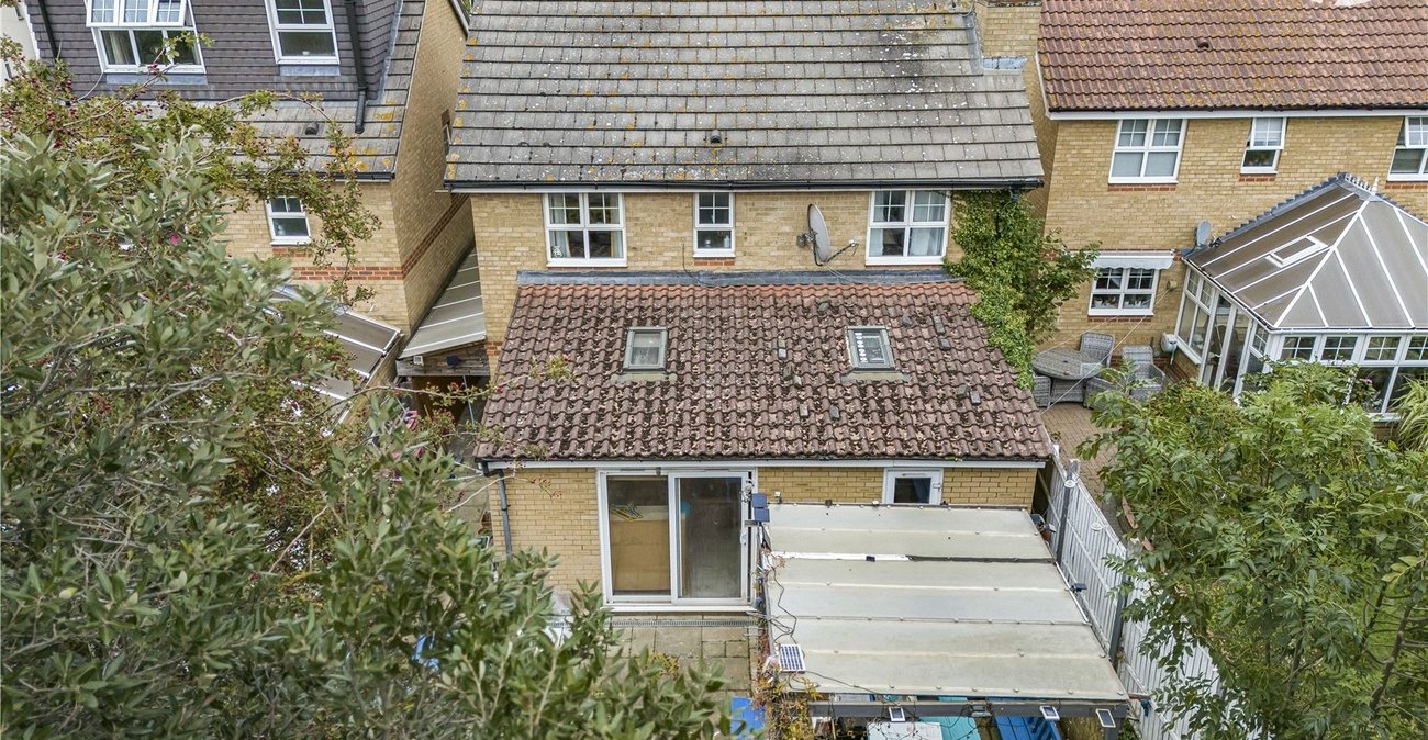 4 bedroom house for sale in Greenhithe | Robinson Jackson