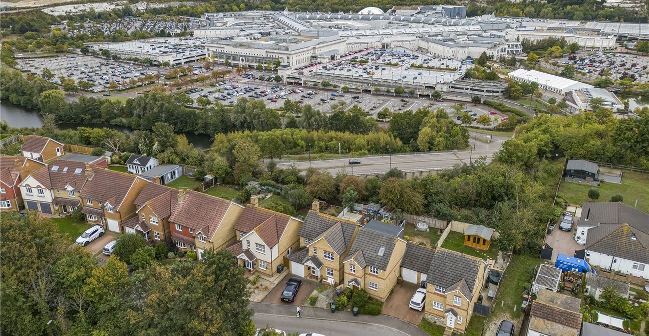 4 bedroom house for sale in Greenhithe | Robinson Jackson