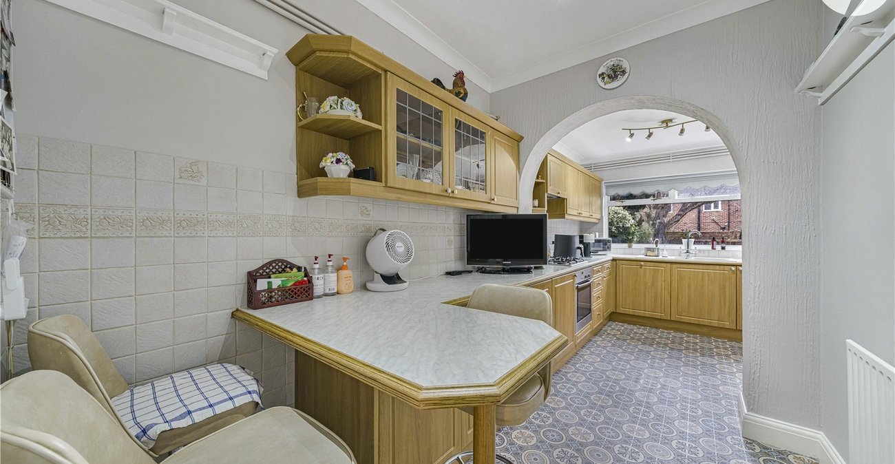 2 bedroom house for sale in Erith | Robinson Jackson