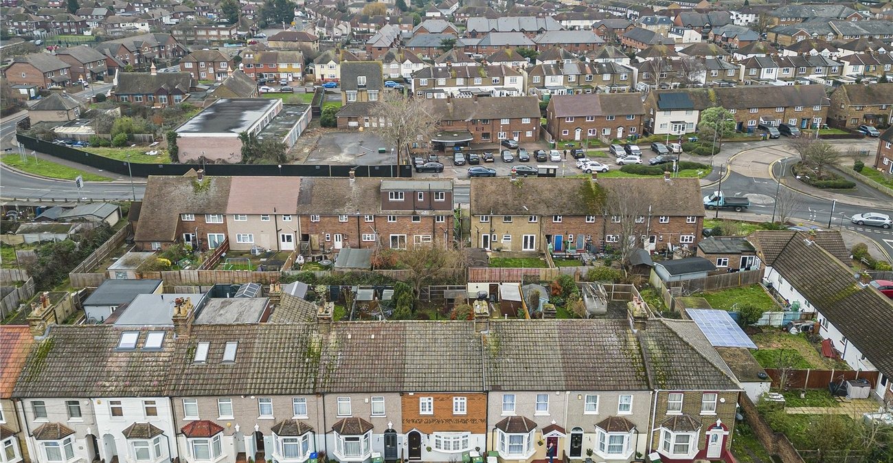 2 bedroom house for sale in Erith | Robinson Jackson