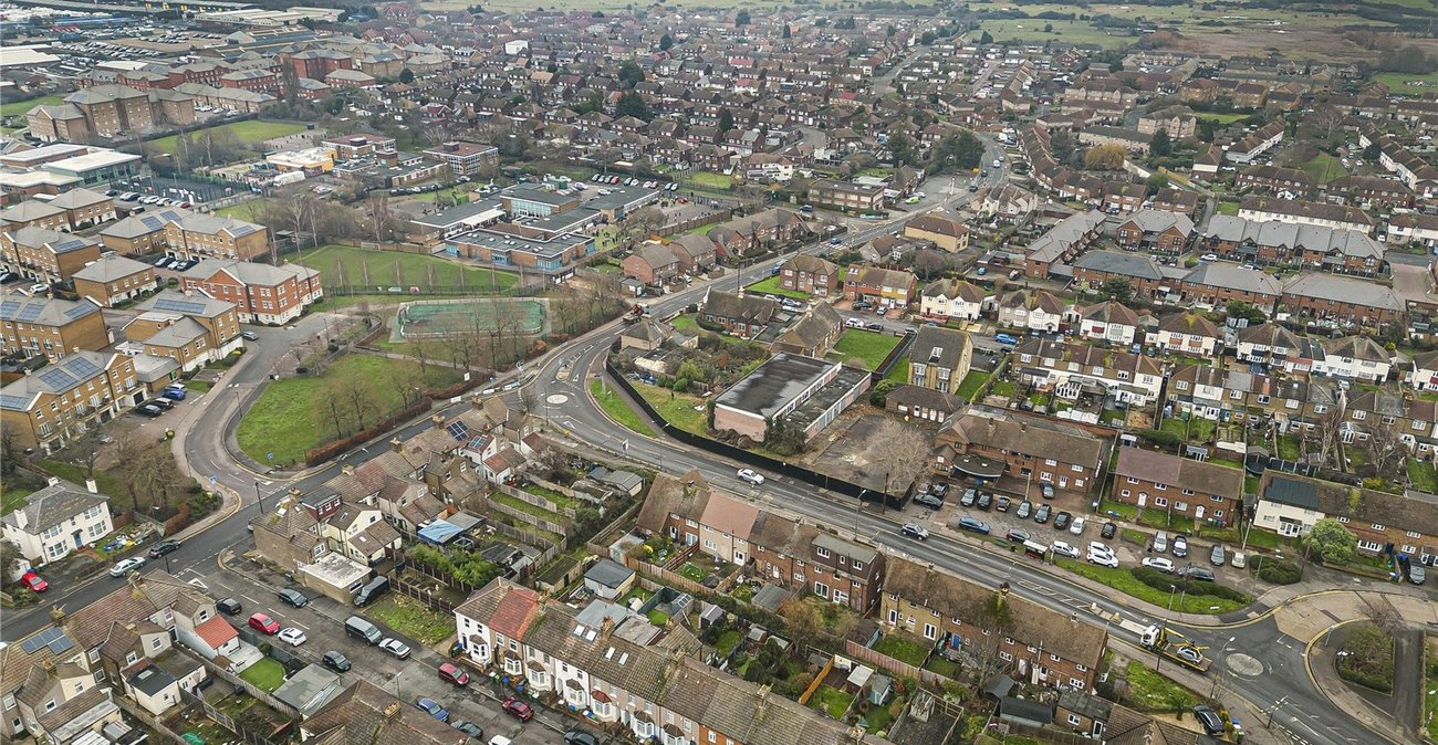 2 bedroom house for sale in Erith | Robinson Jackson