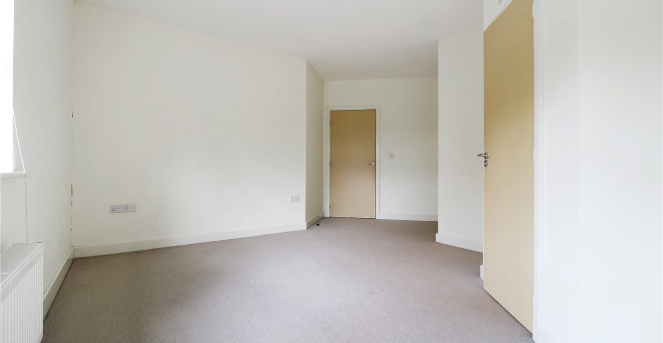2 bedroom property for sale in Gillingham | Robinson Michael & Jackson