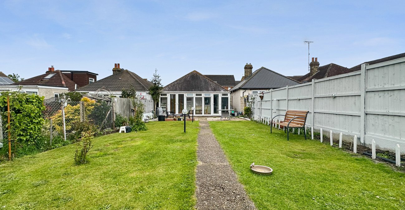 2 bedroom bungalow for sale in Gillingham | Robinson Michael & Jackson