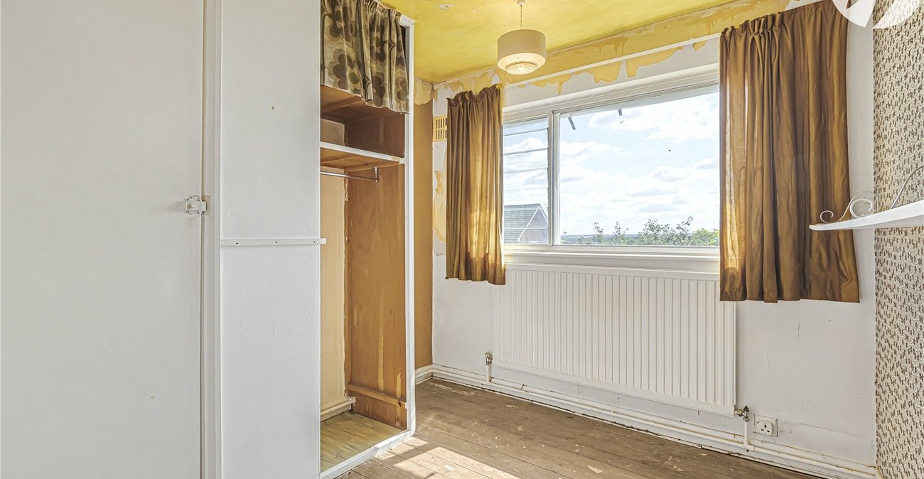 3 bedroom house for sale in Hextable | Robinson Jackson