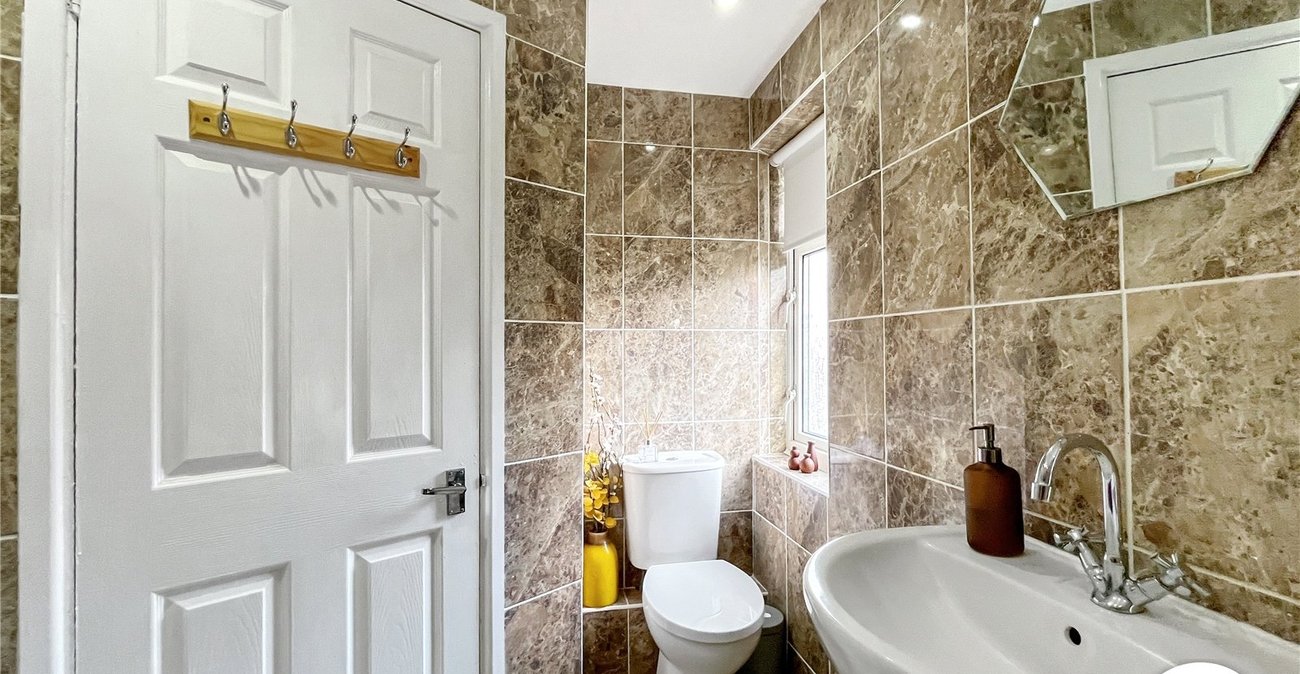 3 bedroom house for sale in Newington | Robinson Michael & Jackson