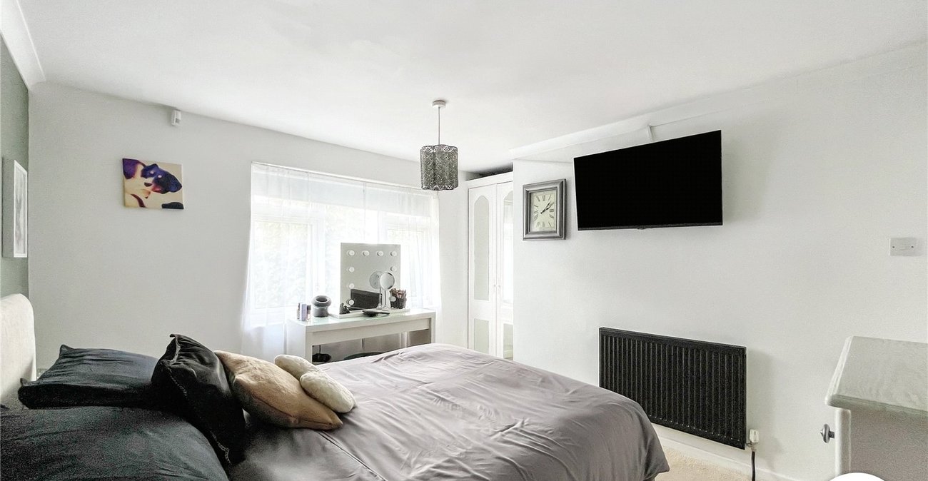 3 bedroom house for sale in Newington | Robinson Michael & Jackson
