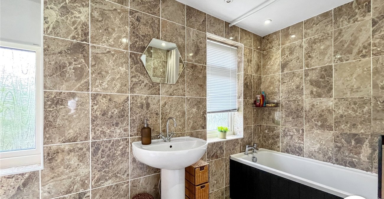 3 bedroom house for sale in Newington | Robinson Michael & Jackson