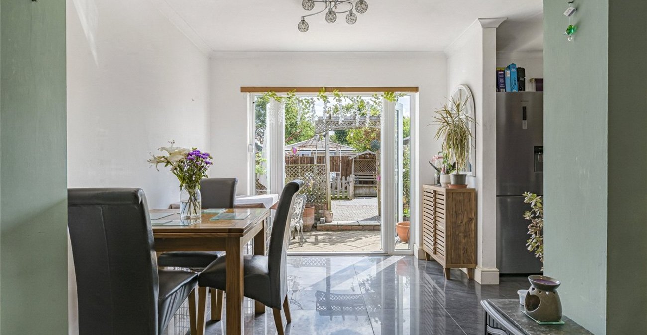 3 bedroom bungalow for sale in St Pauls Cray | Robinson Jackson