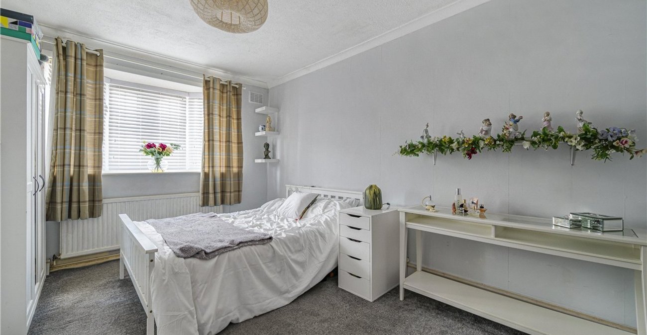 3 bedroom bungalow for sale in St Pauls Cray | Robinson Jackson