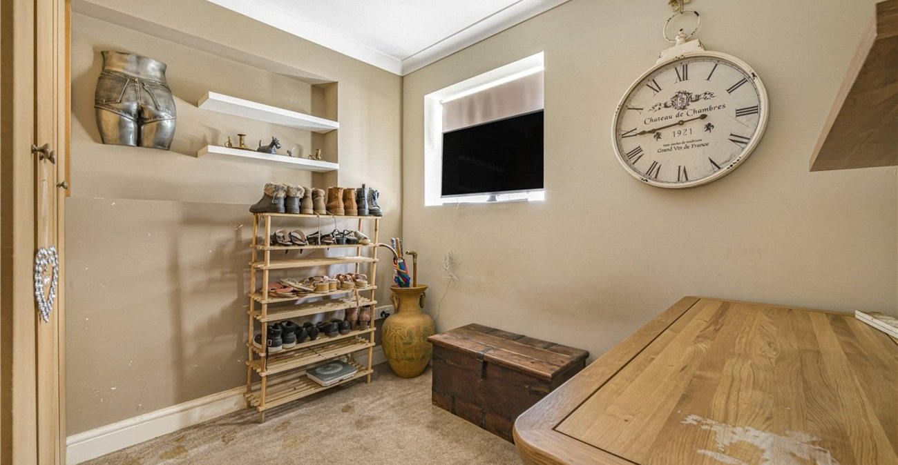 3 bedroom bungalow for sale in St Pauls Cray | Robinson Jackson