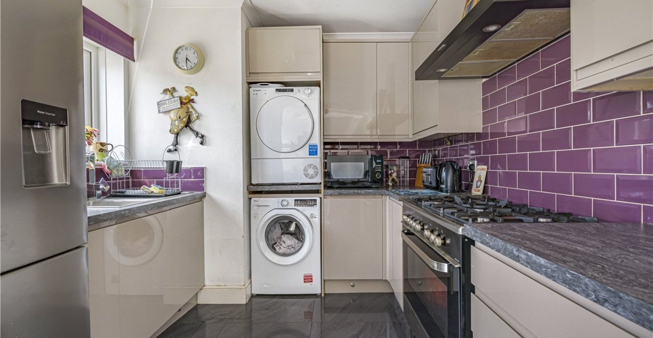 3 bedroom bungalow for sale in St Pauls Cray | Robinson Jackson