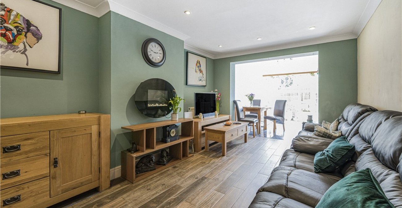 3 bedroom bungalow for sale in St Pauls Cray | Robinson Jackson