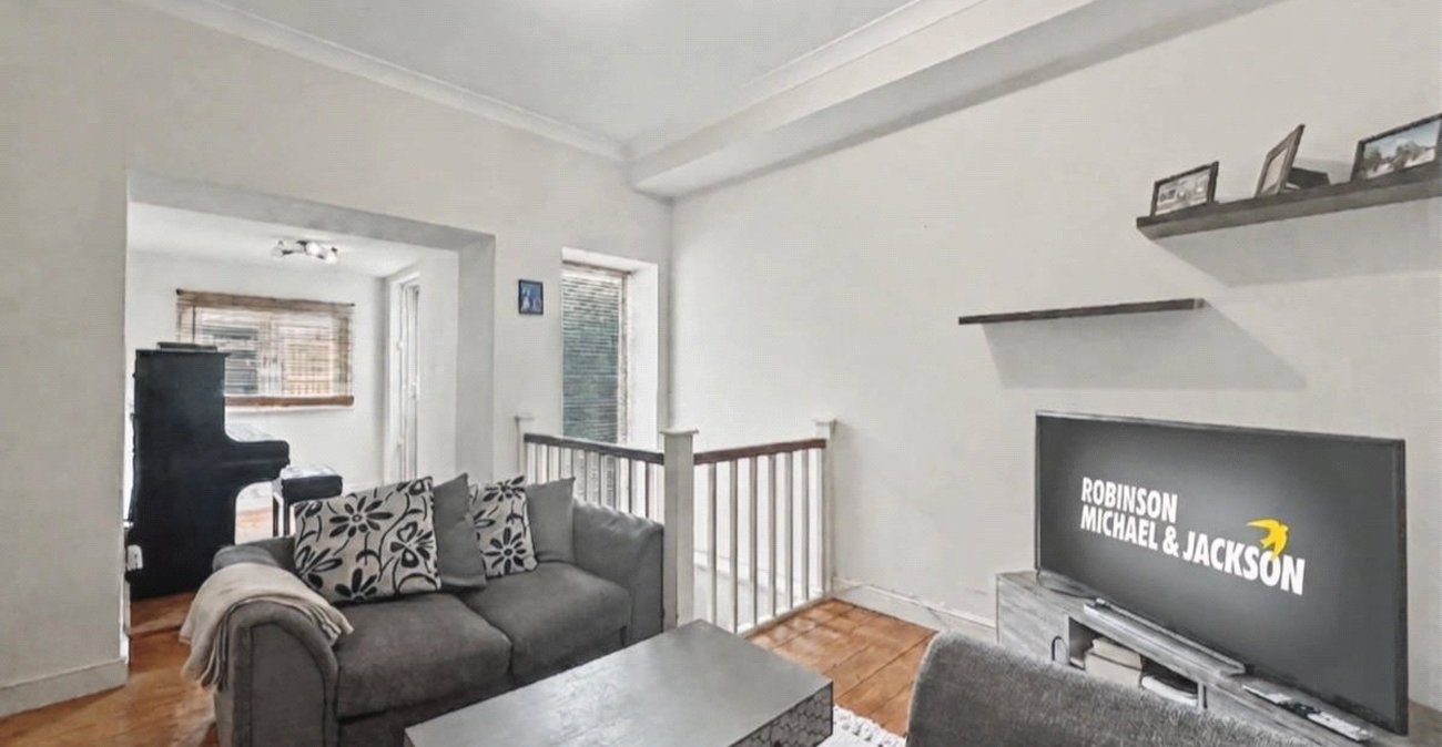 2 bedroom property to rent in Brompton | Robinson Michael & Jackson