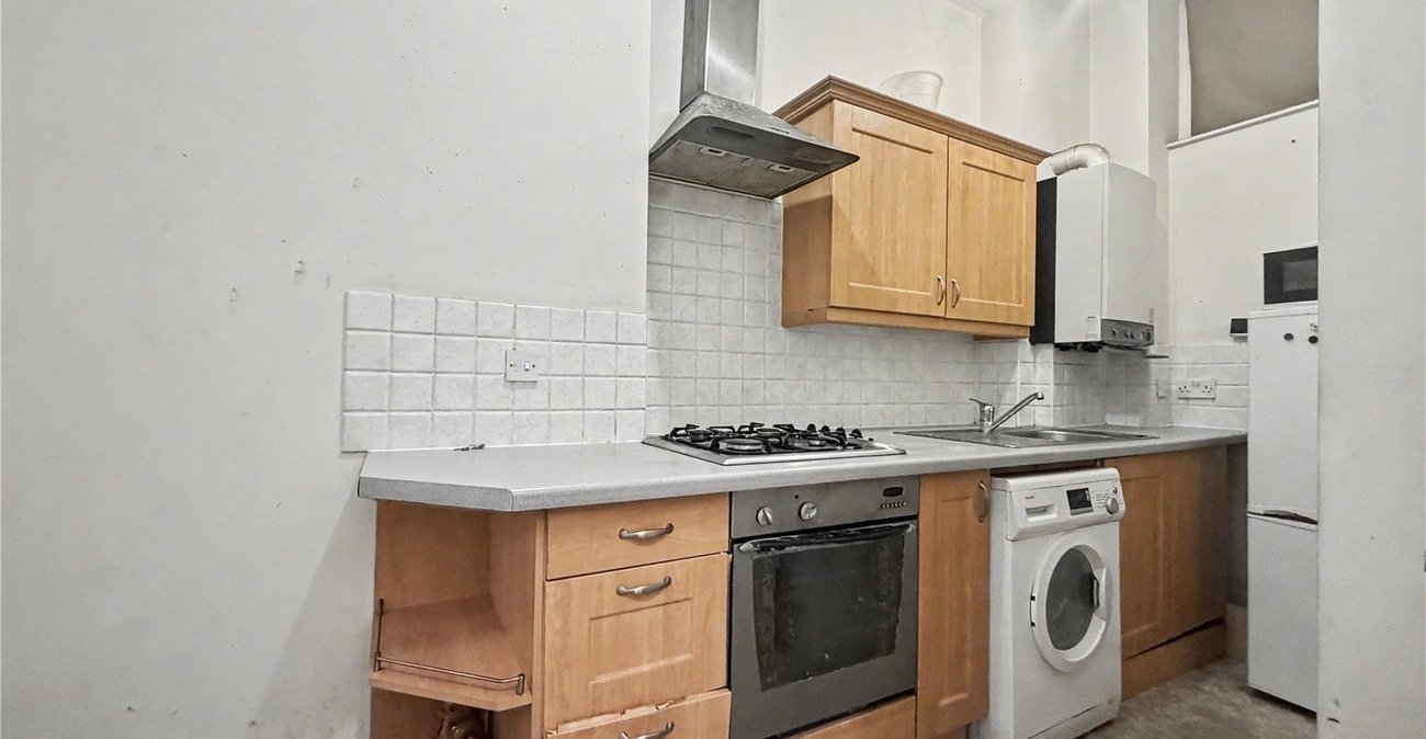 1 bedroom property for sale in Brompton | Robinson Michael & Jackson