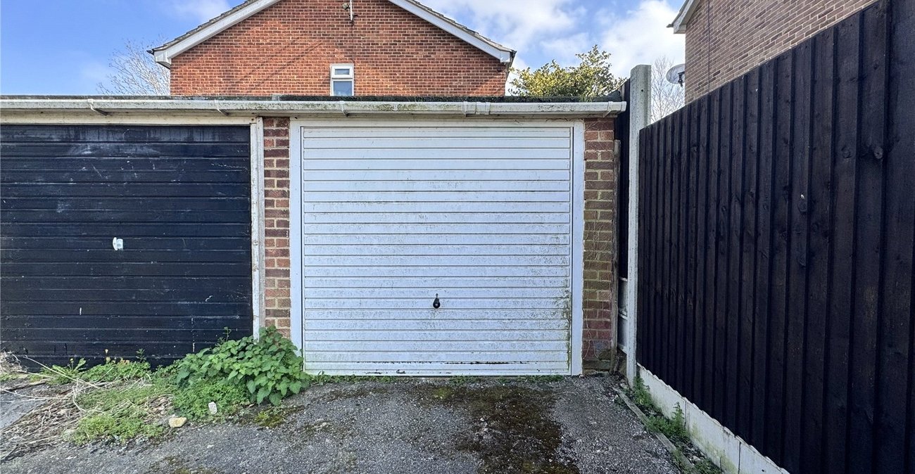 3 bedroom house for sale in Rainham | Robinson Michael & Jackson