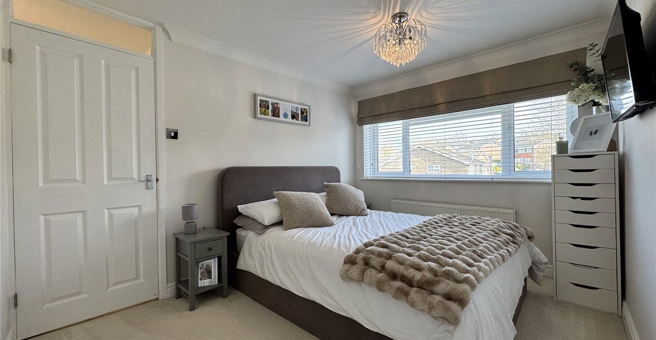 3 bedroom house for sale in Rainham | Robinson Michael & Jackson