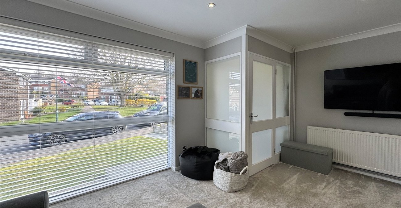 3 bedroom house for sale in Rainham | Robinson Michael & Jackson