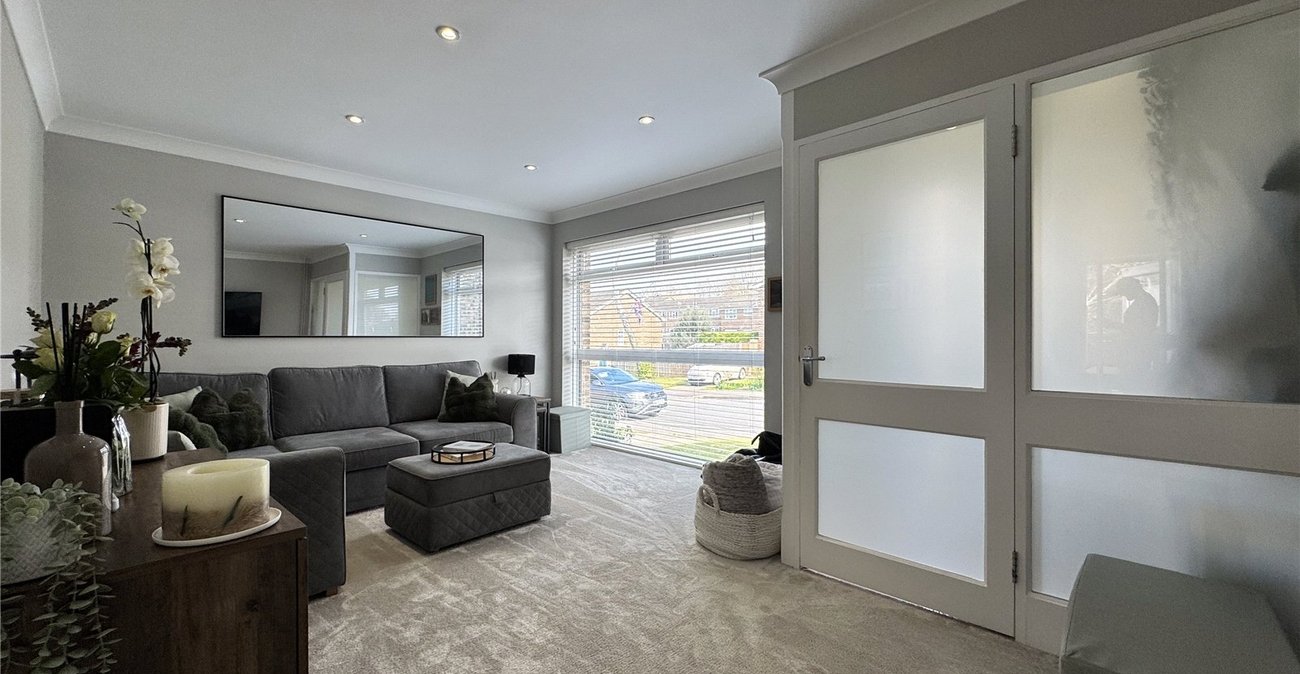 3 bedroom house for sale in Rainham | Robinson Michael & Jackson