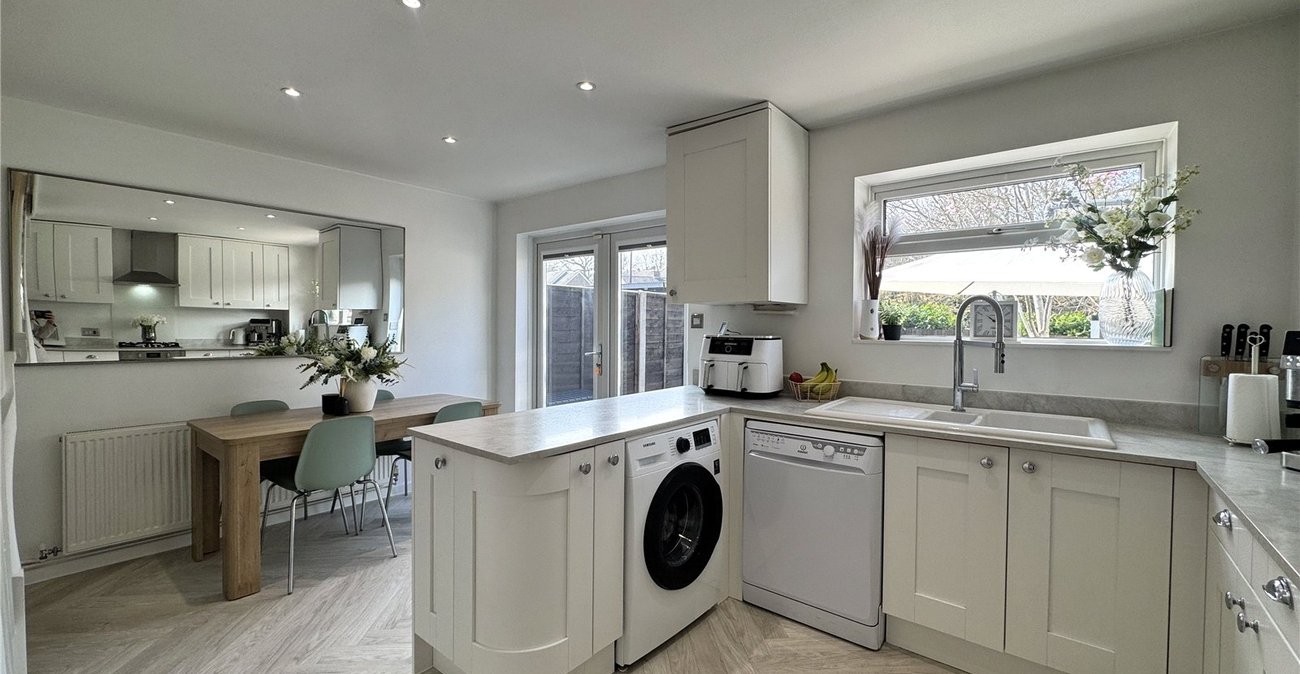 3 bedroom house for sale in Rainham | Robinson Michael & Jackson