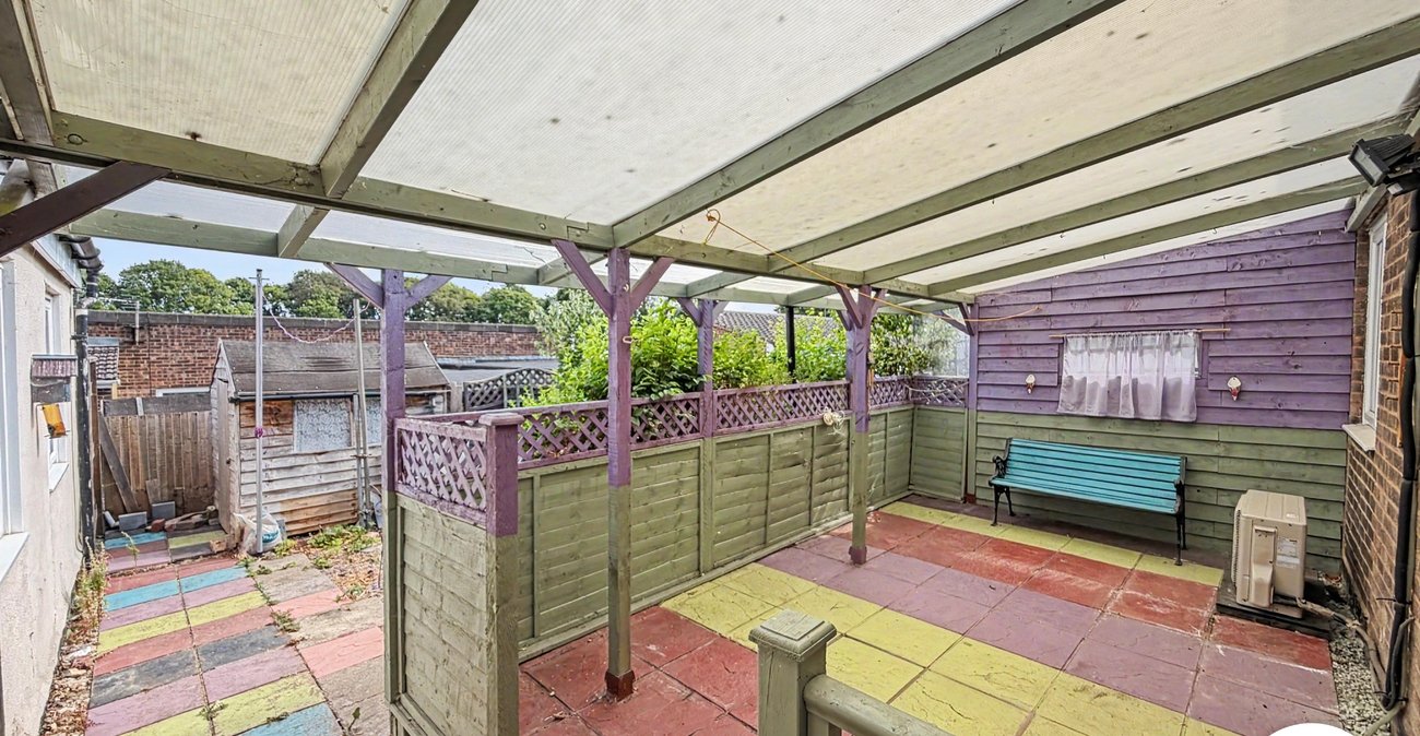 2 bedroom bungalow for sale in Lordswood | Robinson Michael & Jackson