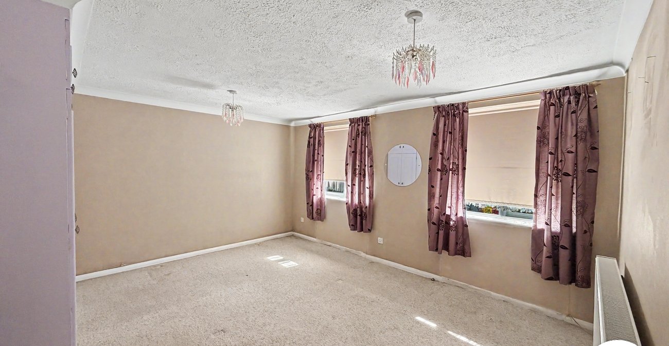 2 bedroom bungalow for sale in Lordswood | Robinson Michael & Jackson