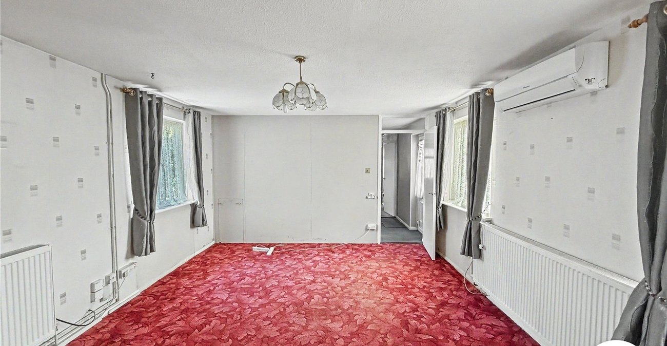 2 bedroom bungalow for sale in Lordswood | Robinson Michael & Jackson
