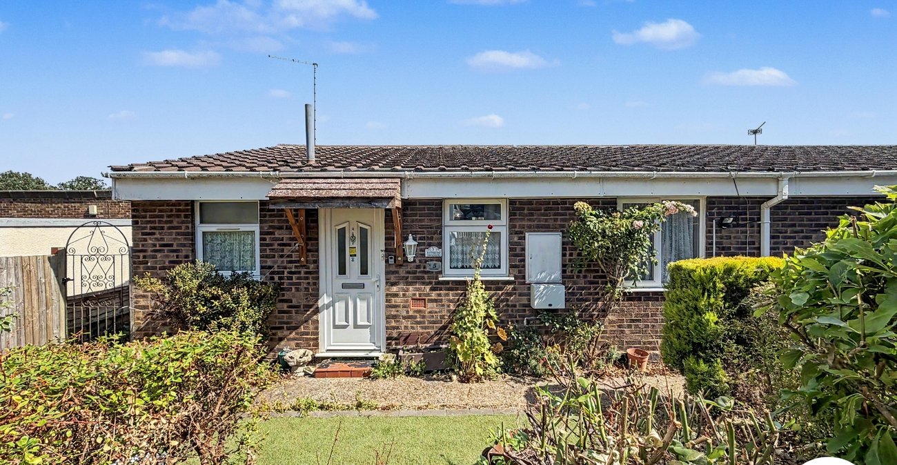 2 bedroom bungalow for sale in Lordswood | Robinson Michael & Jackson
