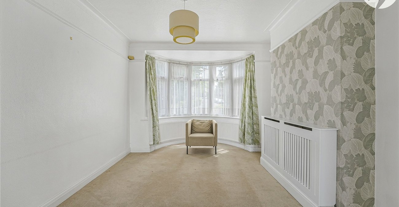 3 bedroom house for sale in Shooters Hill | Robinson Jackson