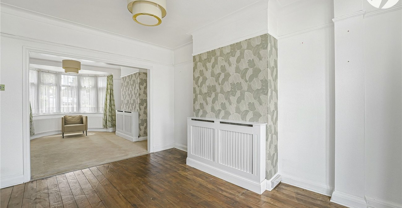 3 bedroom house for sale in Shooters Hill | Robinson Jackson