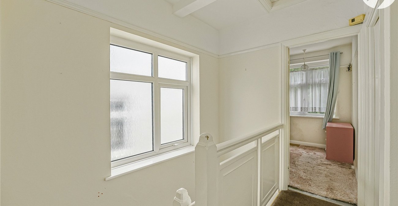 3 bedroom house for sale in Shooters Hill | Robinson Jackson