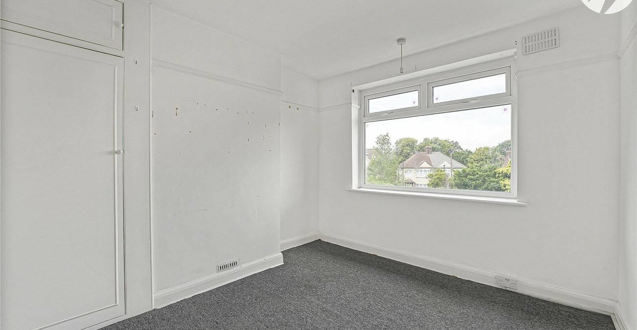 3 bedroom house for sale in Shooters Hill | Robinson Jackson