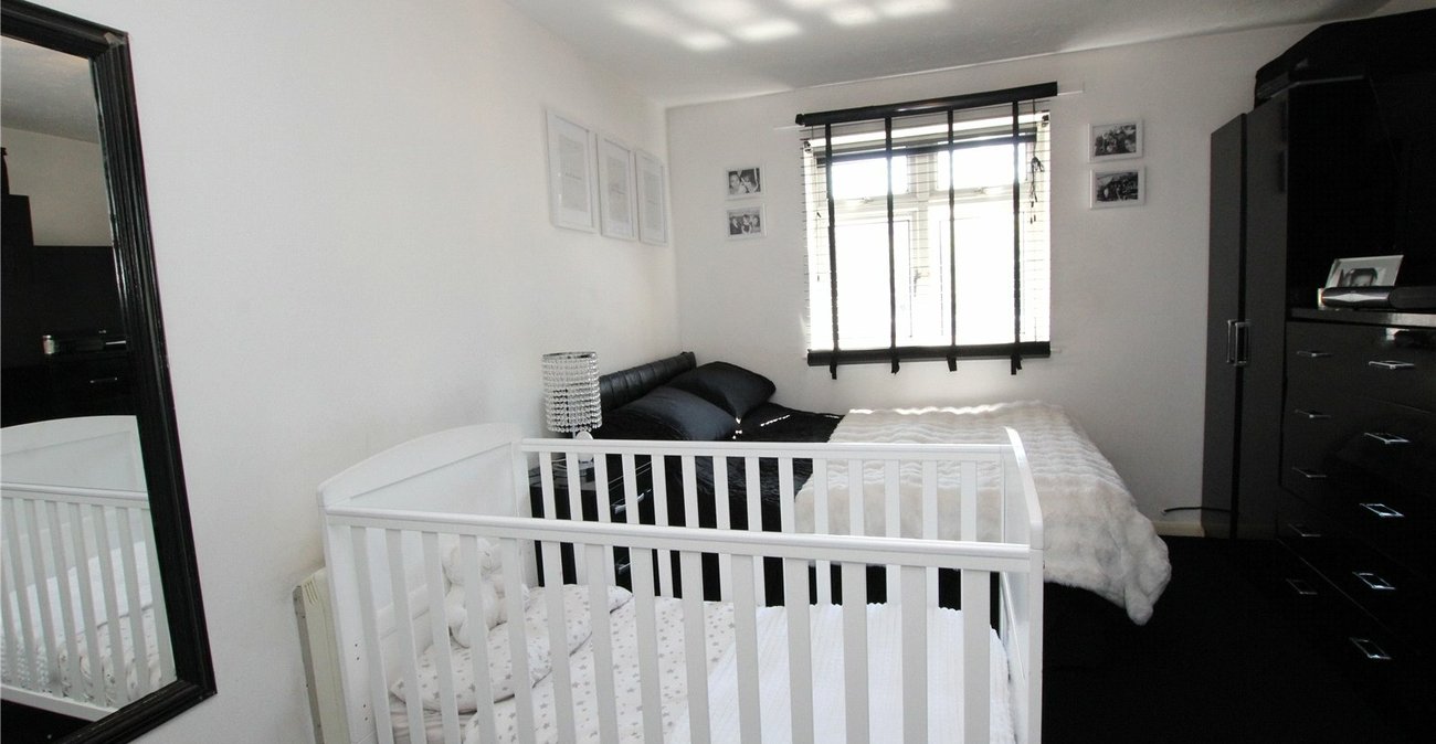 1 bedroom property for sale in London | Robinson Jackson
