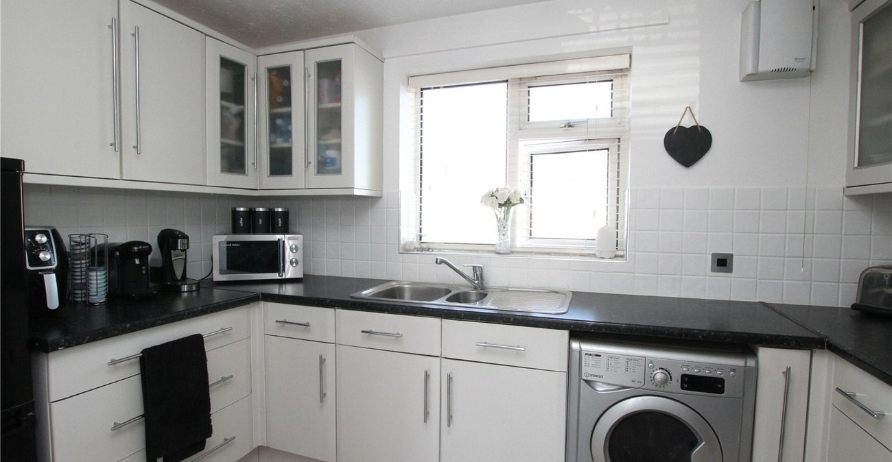 1 bedroom property for sale in London | Robinson Jackson