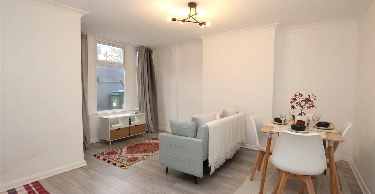 1 bedroom property for sale in Plumstead | Robinson Jackson
