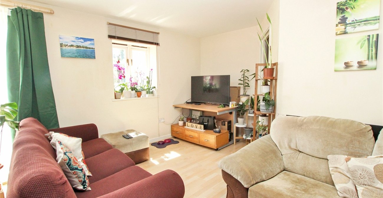 2 bedroom property for sale in Plumstead | Robinson Jackson