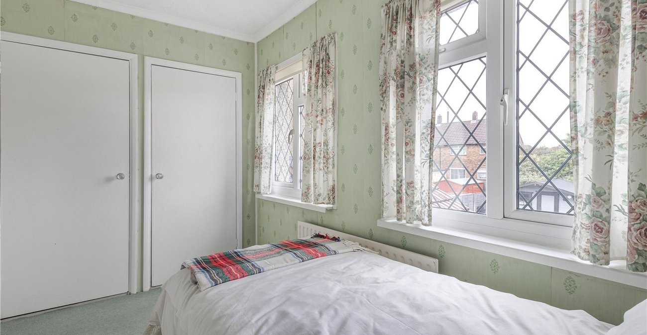 2 bedroom house for sale in Welling | Robinson Jackson