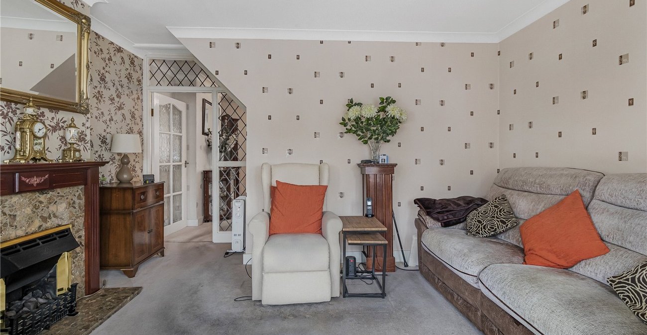 2 bedroom house for sale in Welling | Robinson Jackson